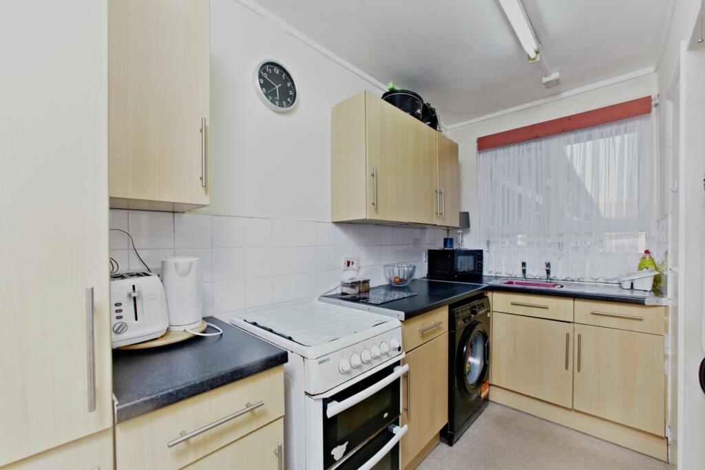 Apartment in London - View 3