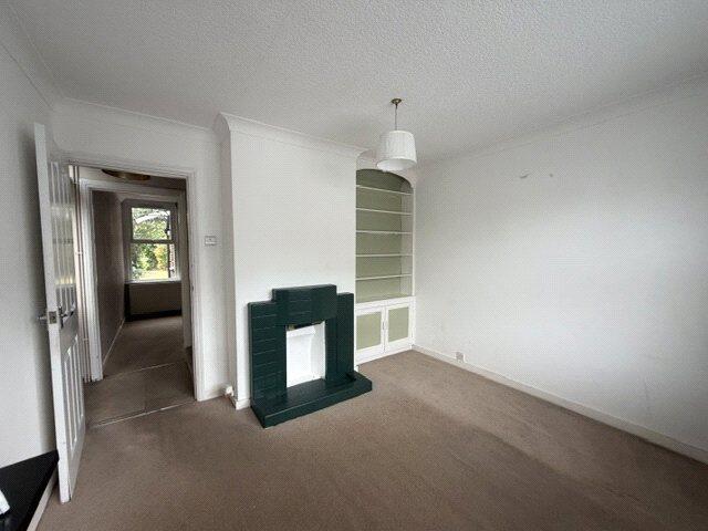 House in Reigate and Banstead, Merstham - View 5