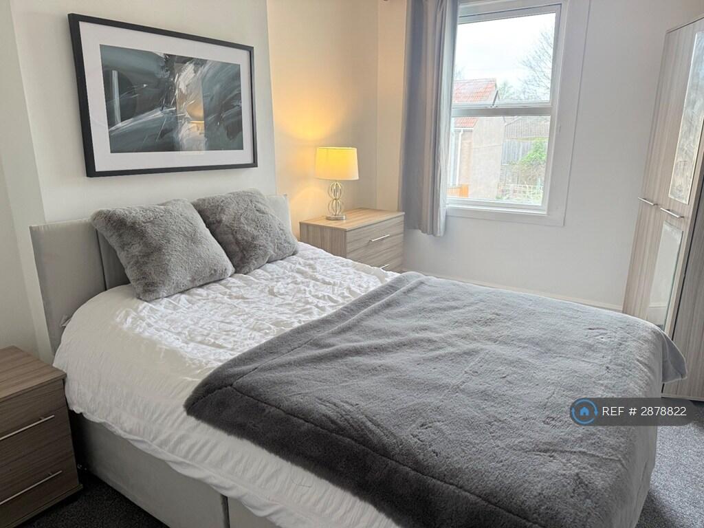 Main image of property: Cranleigh Gardens, Bridgwater, TA6