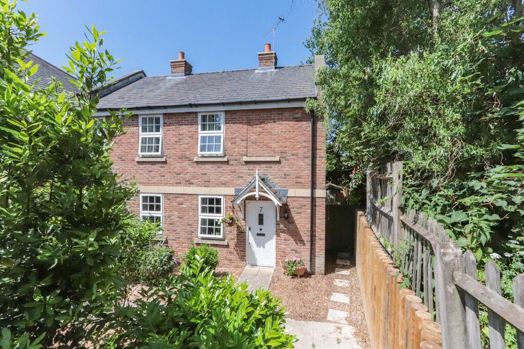 Main image of property: Convenient central location, Hawkhurst