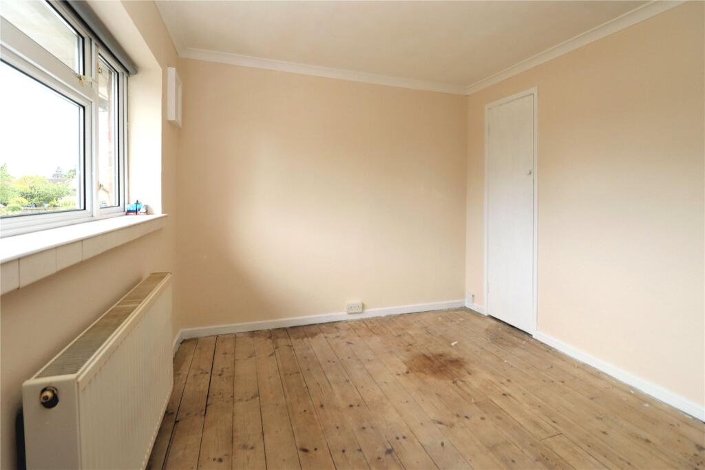 House in Woking, Surrey - More