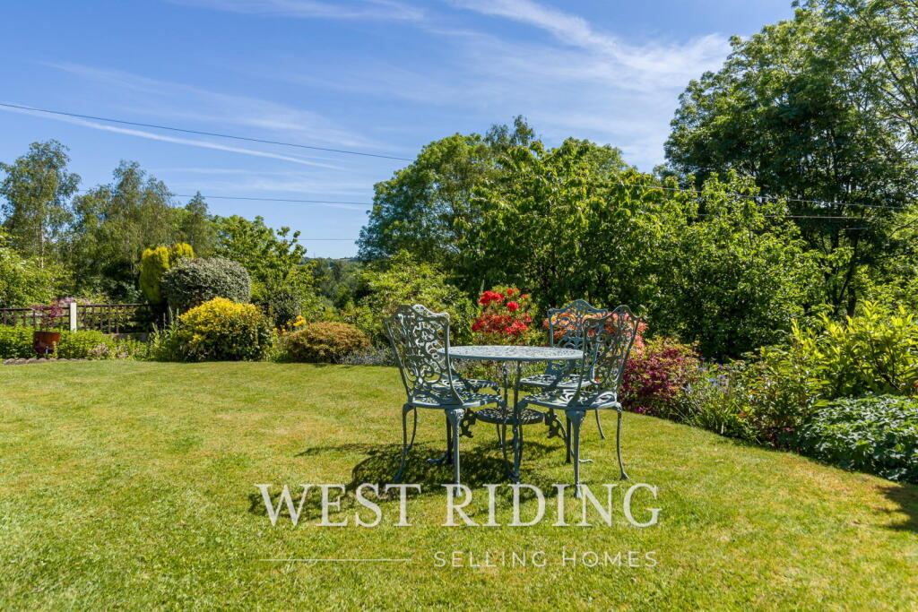 House in Oldham, Greater Manchester - More