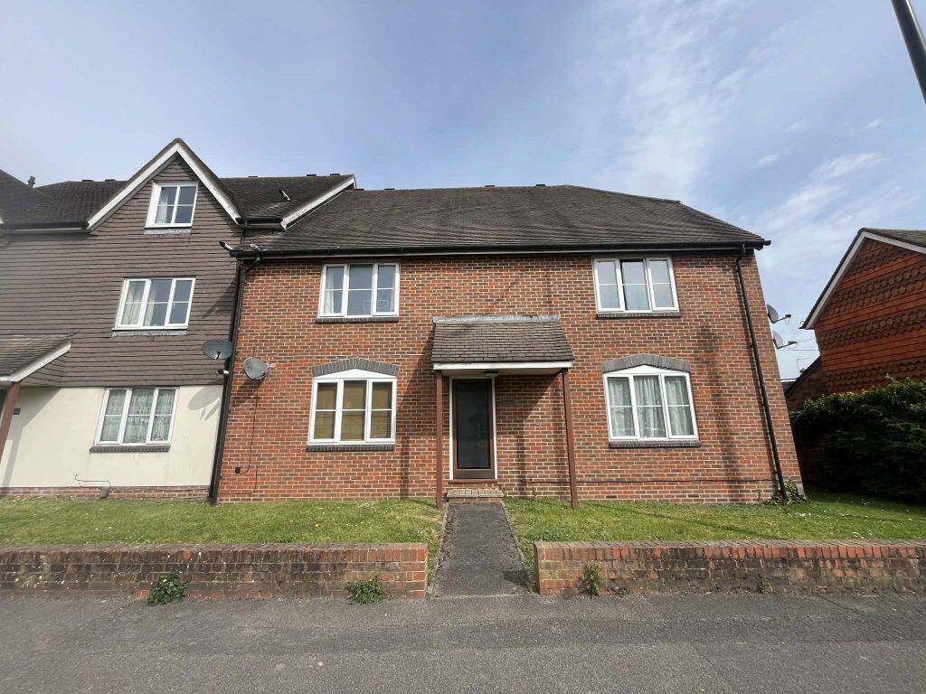 Main image of property: St Thomas Court Thatcham