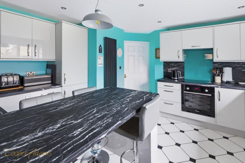 House in Littlehampton, Wick - More
