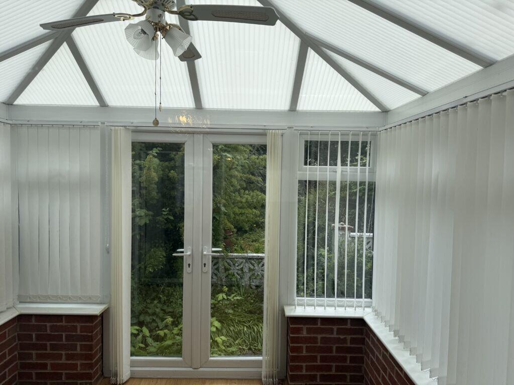 Isleworth Drive, Derby, Derbyshire DE22 4JR photo 4
