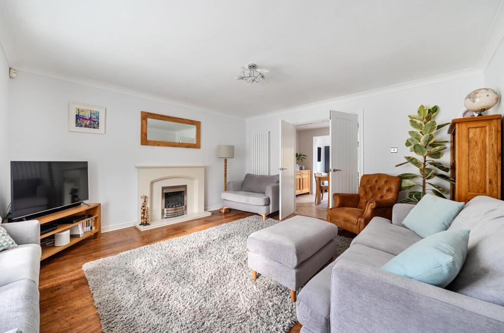 Wood End Way, Knightwood Park, Chandler's Ford photo 4