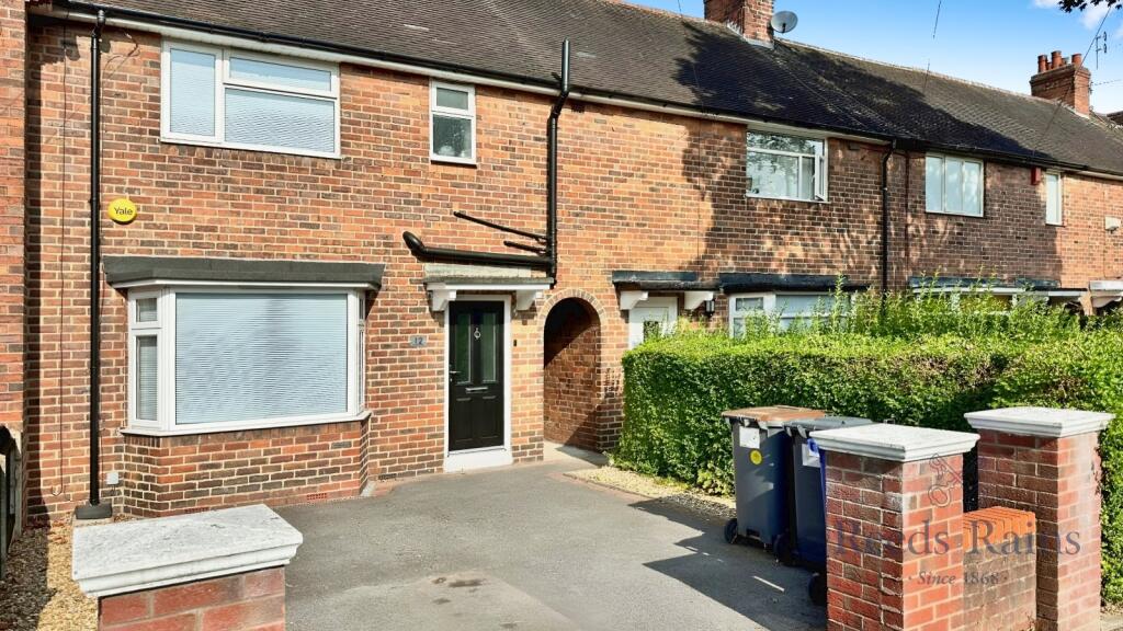 3-bed terraced on Wesley Place, Newcastle, Staffordshire, ST5, £170,000