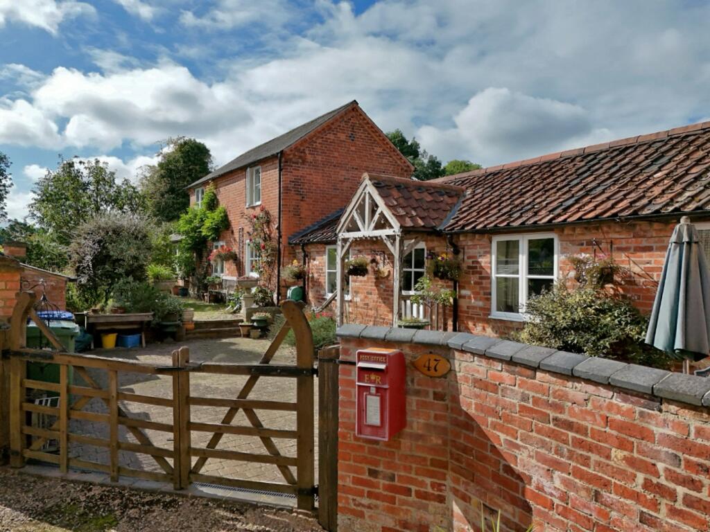 The Barn, Main Street, Great Bowden, Leicestershire photo 4