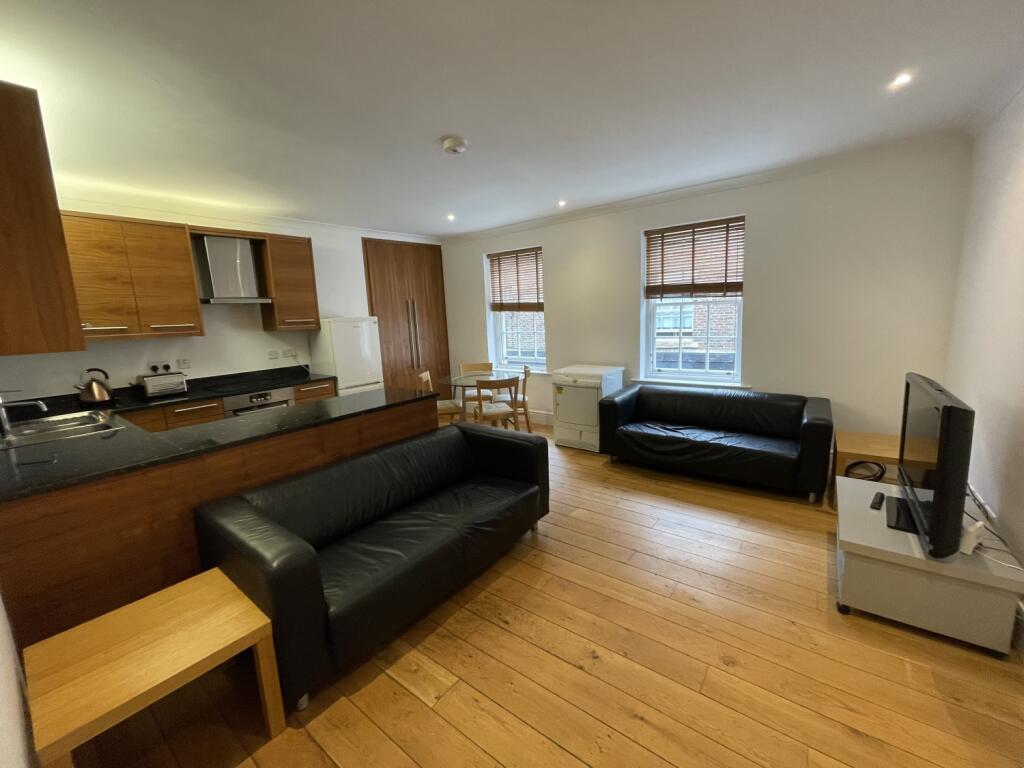 House in Newcastle upon Tyne, Grainger Town - View 3