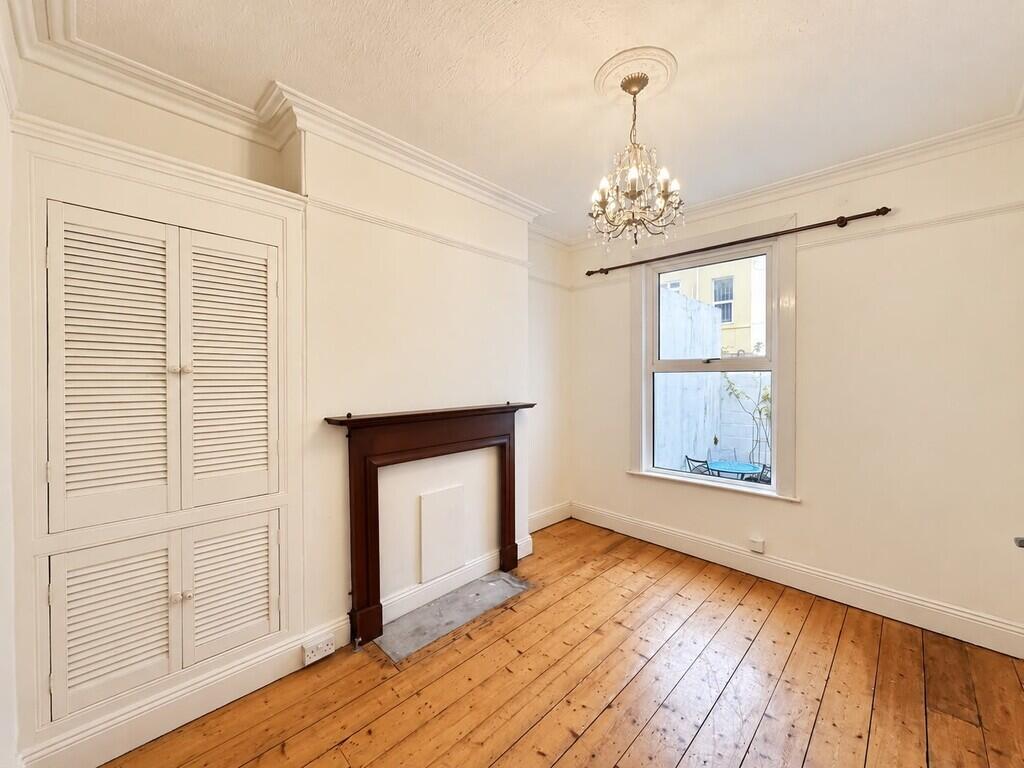 House in Plymouth - View 5