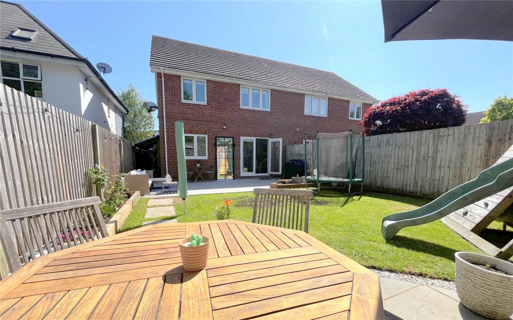 Glenville Road, Walkford, Christchurch, Dorset, BH23 photo 3