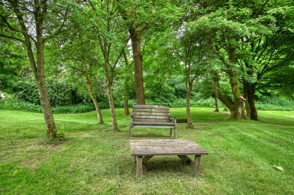 Great Hucklow, Buxton image 4