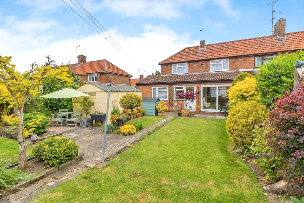 Saffron Street, Bletchley, MILTON KEYNES photo 2