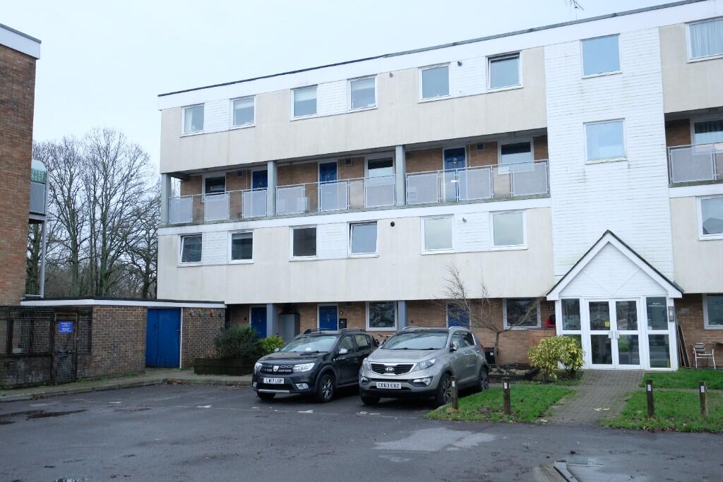 Main image of property: Africa Drive, Marchwood, Southampton, SO40 4WF