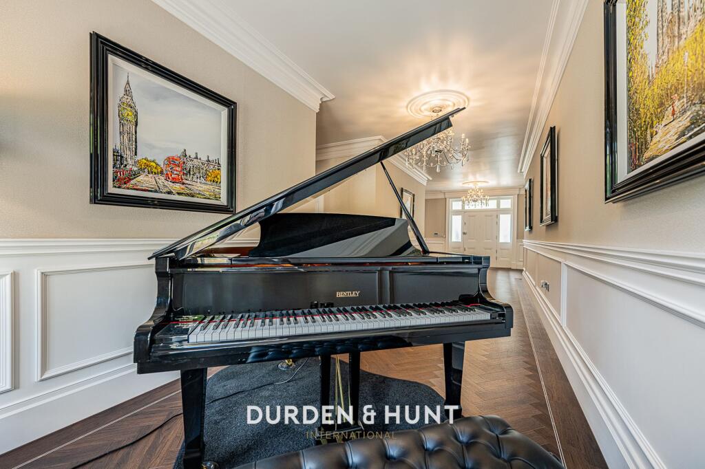 House in Chelmsford - View 5