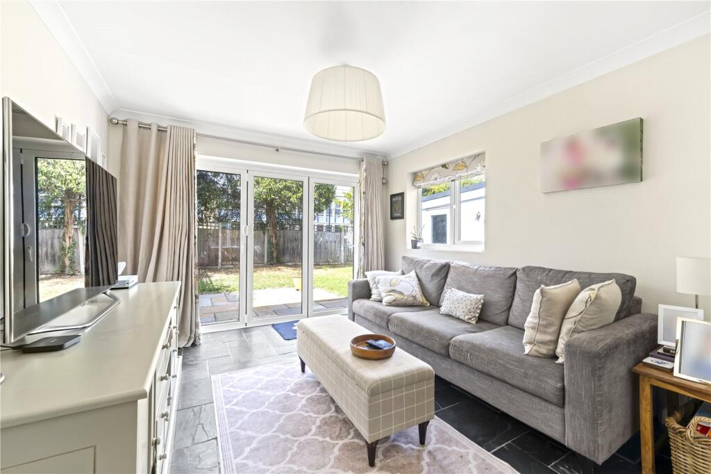 Sunna Gardens, Sunbury, TW16 – pohled 6