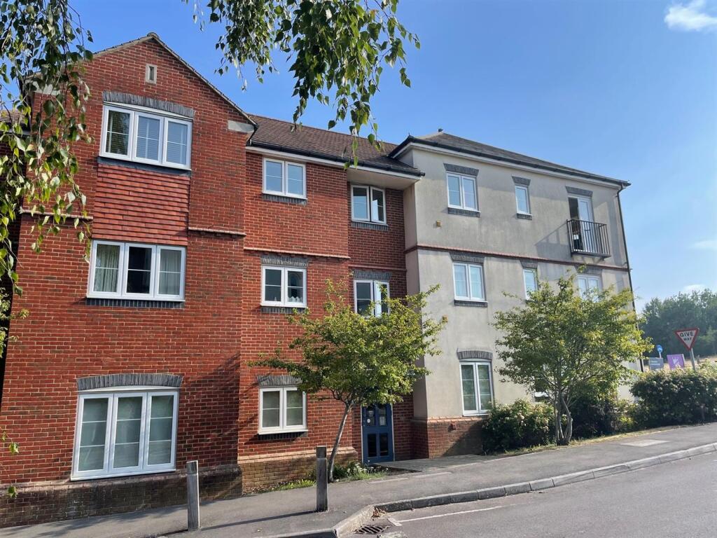 Main image of property: Wolage Drive, Grove, Wantage