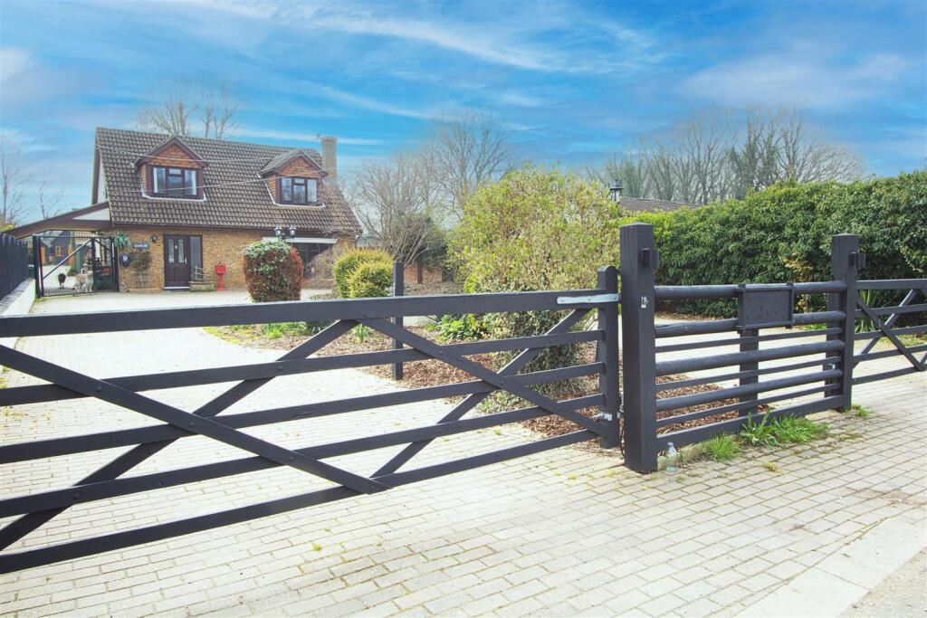 Main image of property: Southlands Road, Crays Hill, Billericay