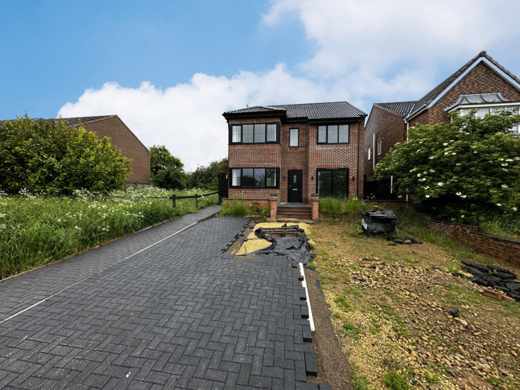Main image of property: 14 Meadowcroft, Cockfield, Bishop Auckland, DL13