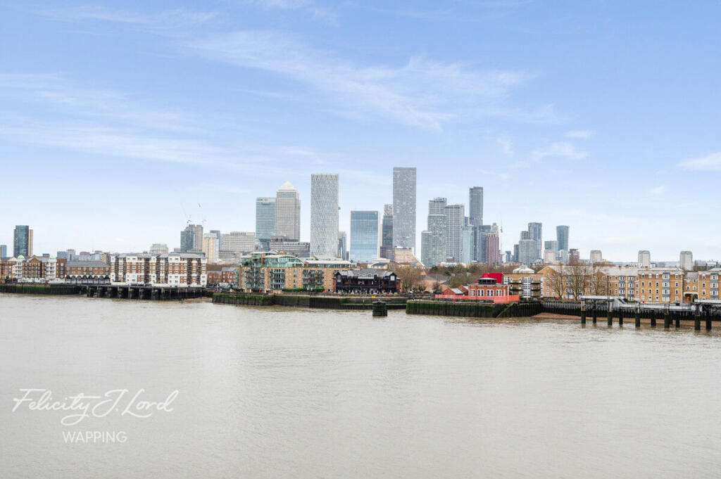 Apartment in London, St. George in the East, Shadwell - More