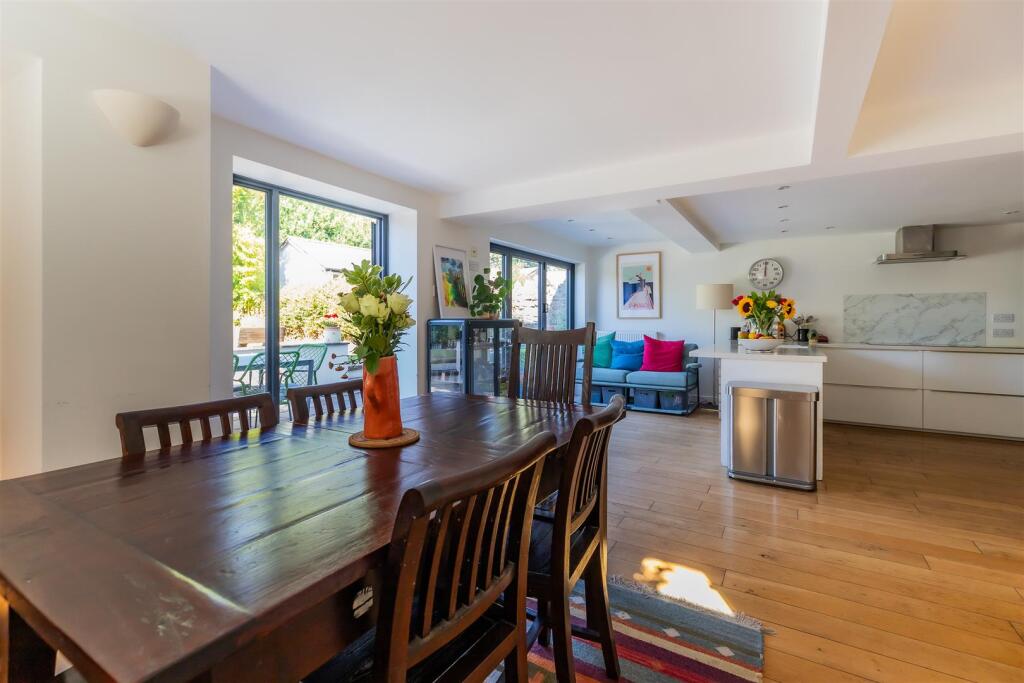 House in Cardiff - View 5