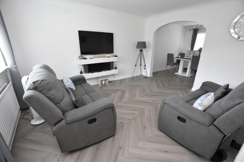 House in Paisley - View 2