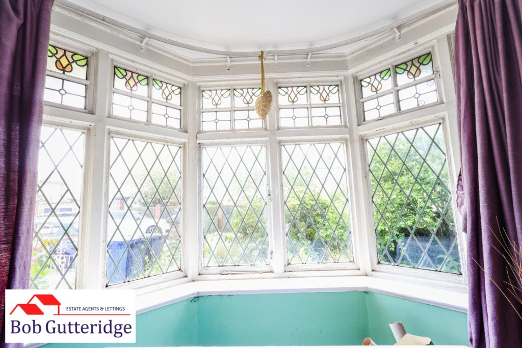House in Stoke-on-Trent - More