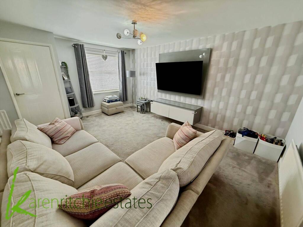 House in Bolton, Greater Manchester - View 2