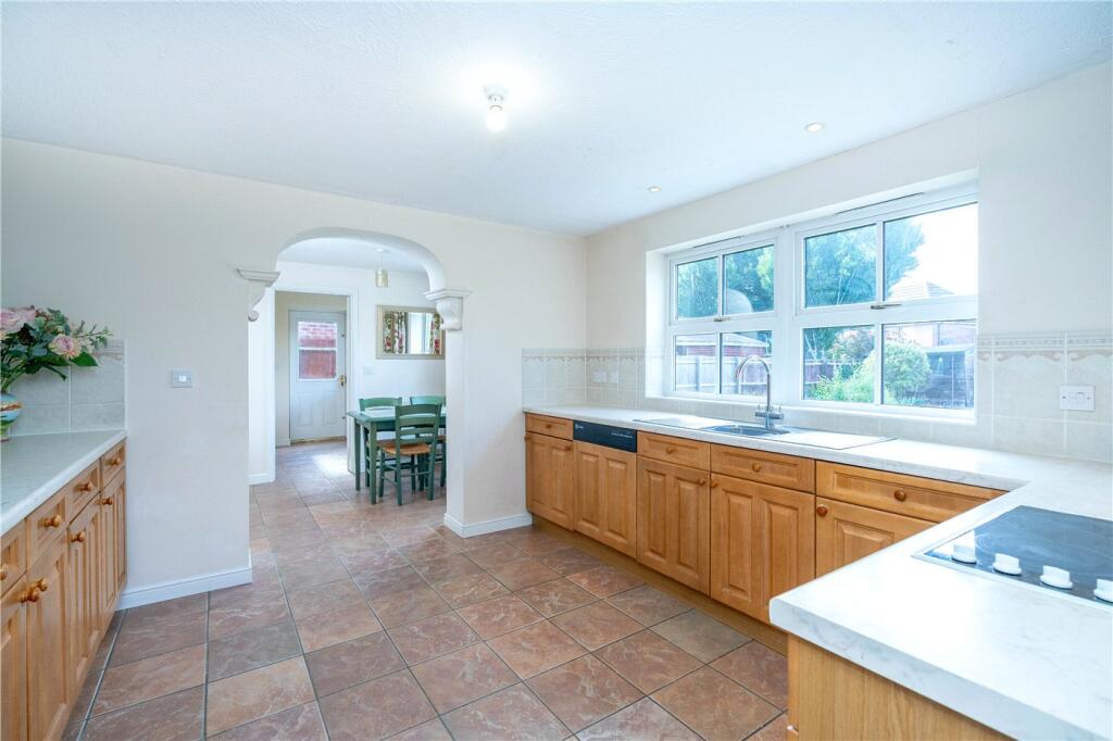 Amethyst Close, Sleaford, Lincolnshire, NG34 - View 3