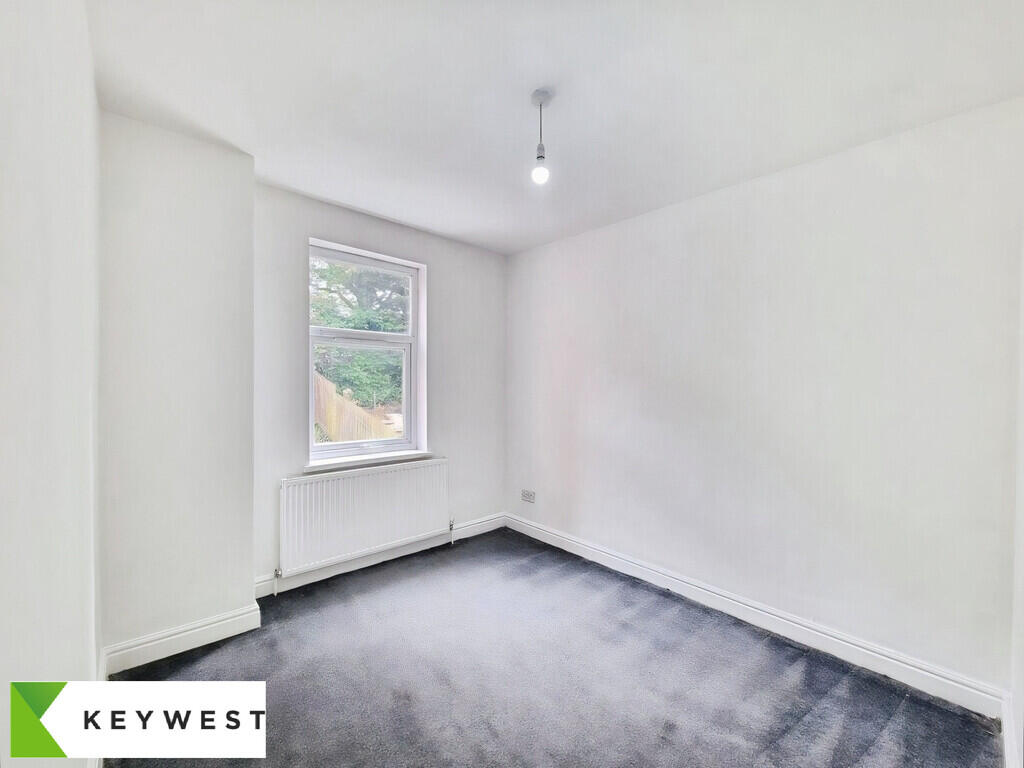 House in Leicester, City of Leicester - View 4