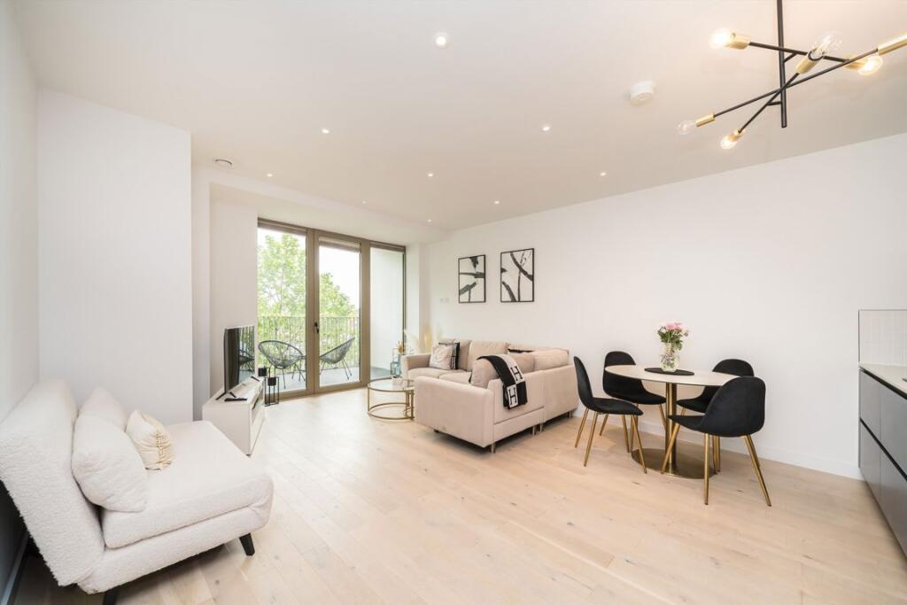 Main image of property: Balham High Road, Balham