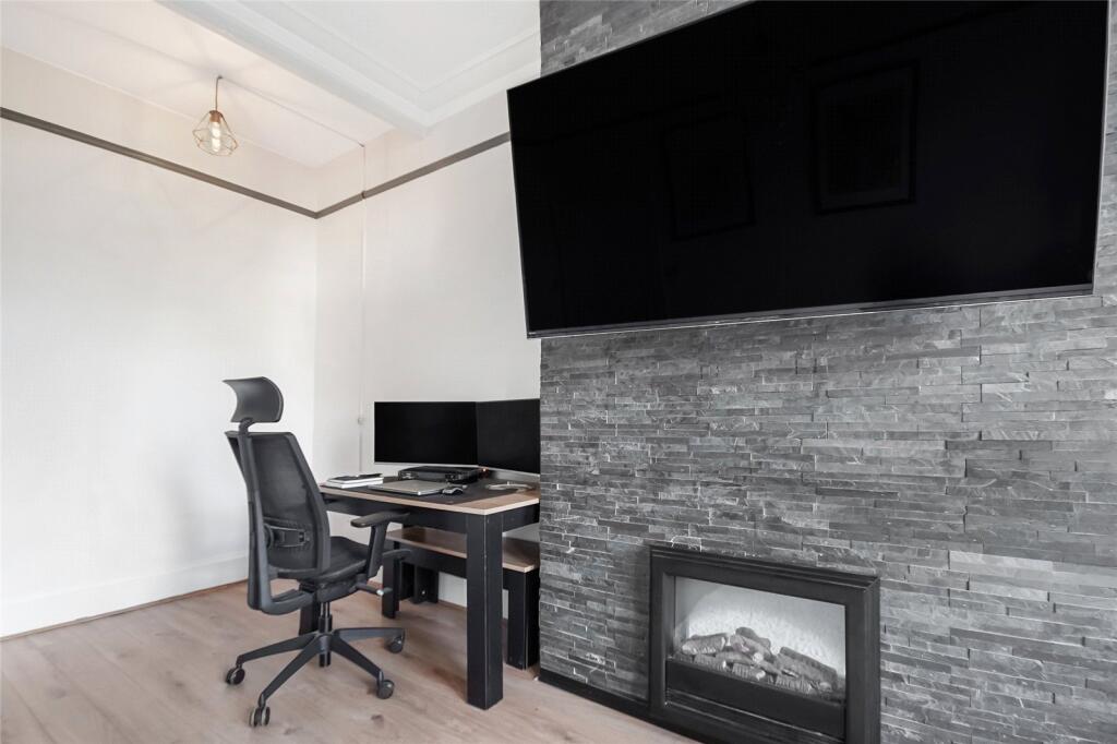 Apartment in Glasgow - View 5