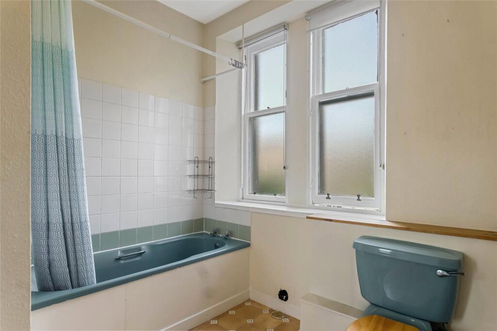 Apartment in Dundee - View 5