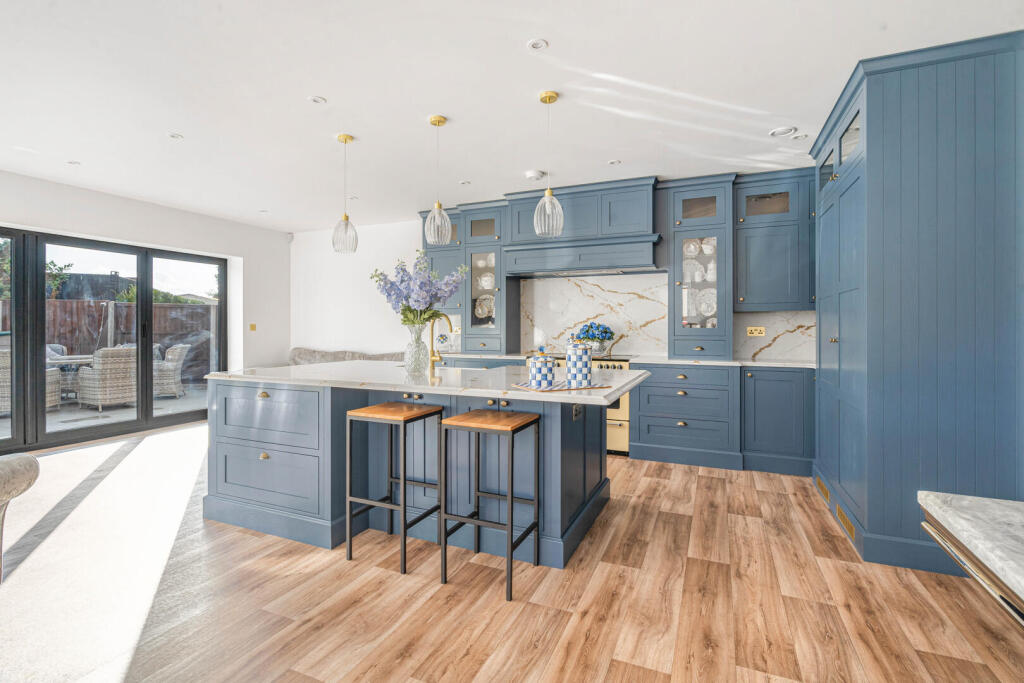 House in Ipswich - View 2