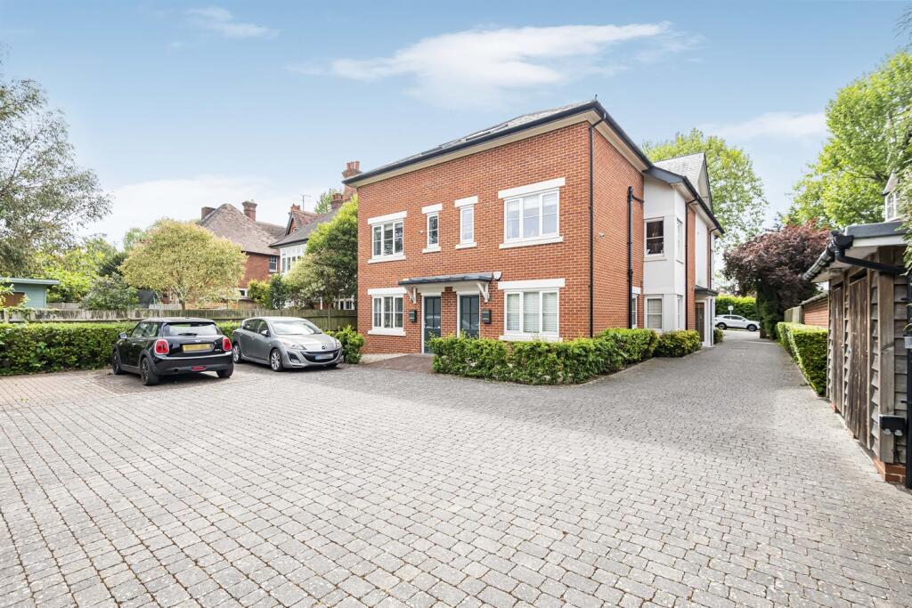 Pim Court, Kendrick Road, Reading, RG1 - More