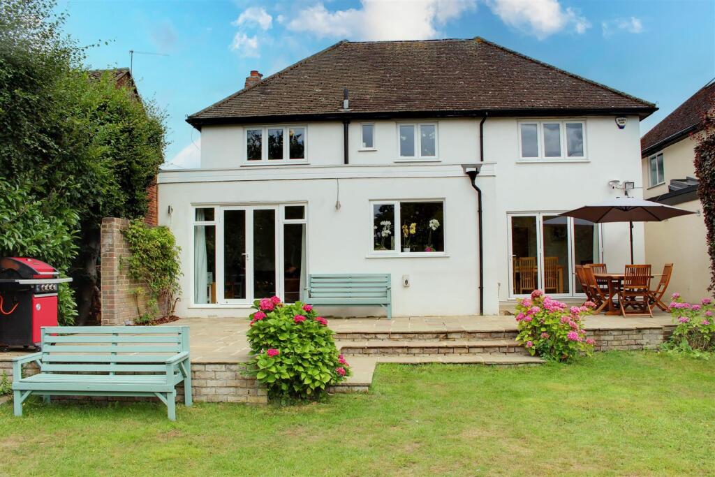 Additional image 25 of Bradmore Way, Brookmans Park