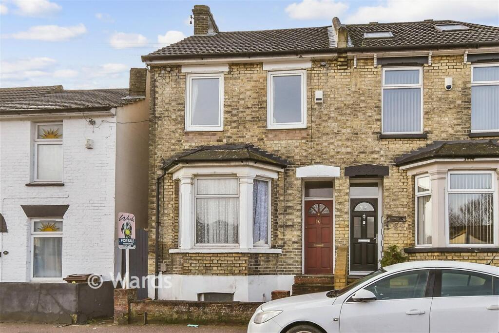 Main image of property: Mills Terrace, Chatham, Kent