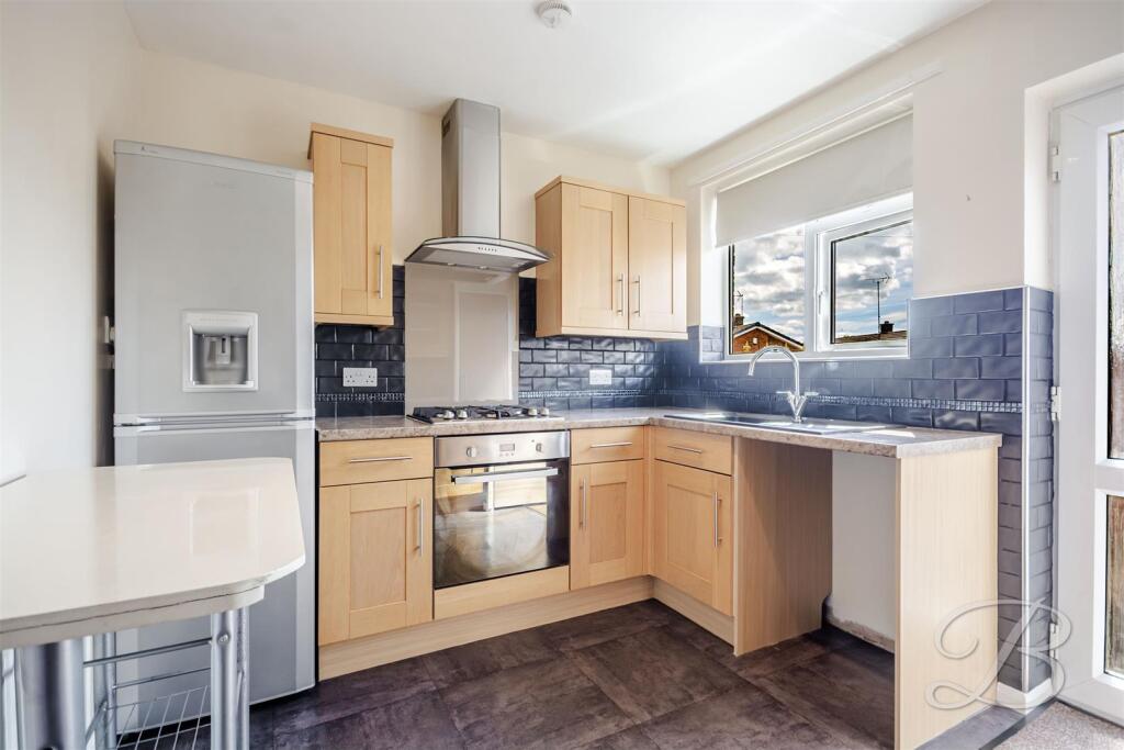 Roger Close, Sutton-In-Ashfield - View 5