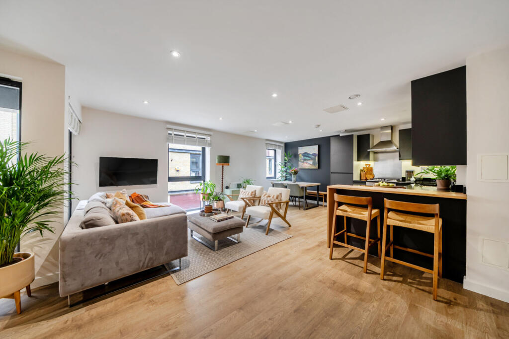 Main image of property: Chiltonian Mews, Hither Green