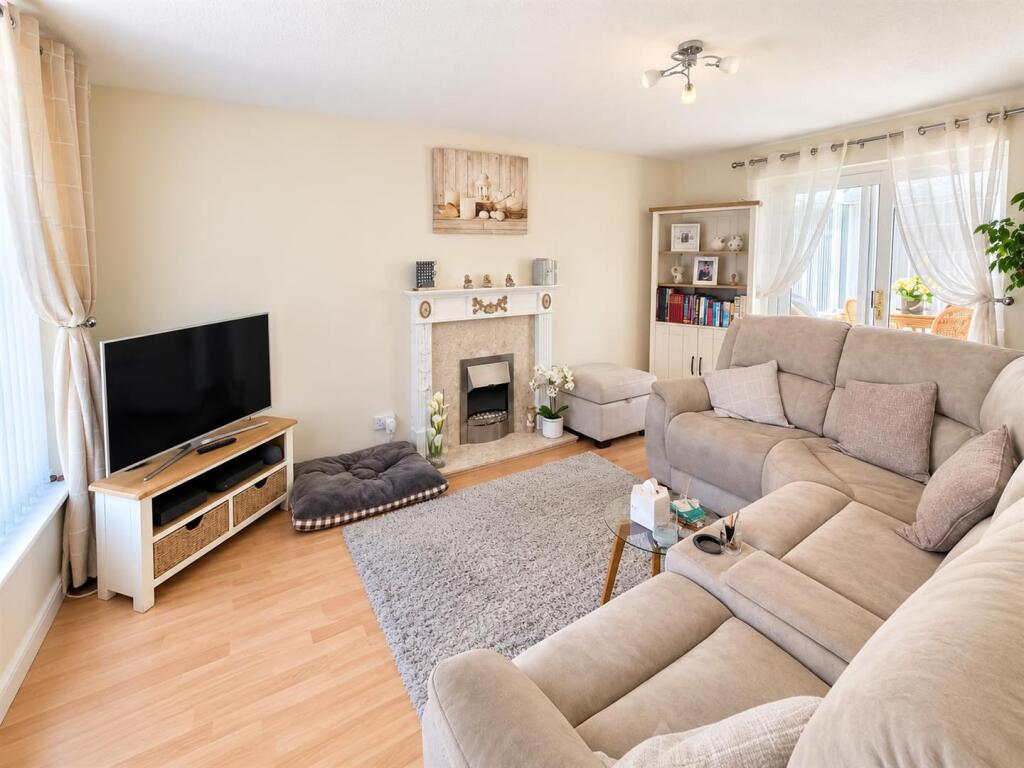 House in Gosport, Hampshire - View 4