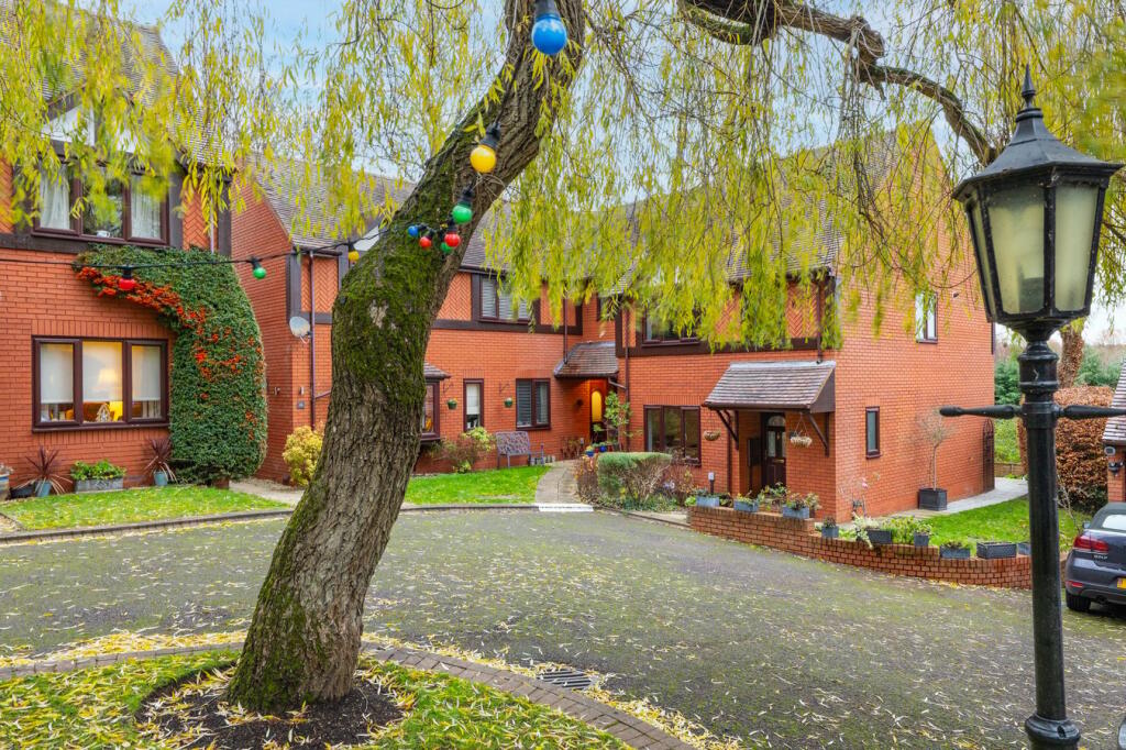 Main image of property: Yew Tree Gardens, Henley-in-Arden, B95