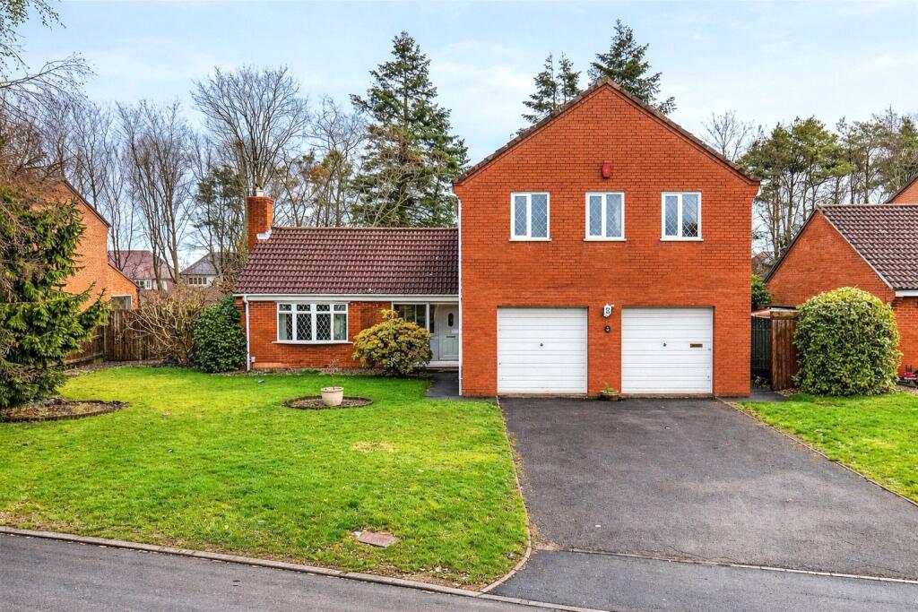 Main image of property: Turnberry, Tamworth, Staffordshire, B77