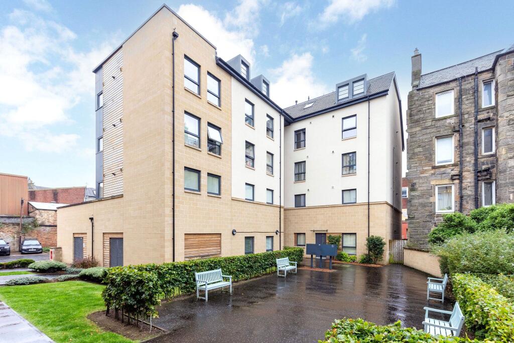 Main image of property: Hatters Lane, Edinburgh, Midlothian