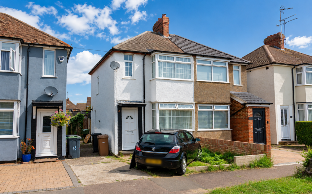 Main image of property: Third Avenue, Luton, Bedfordshire, LU3