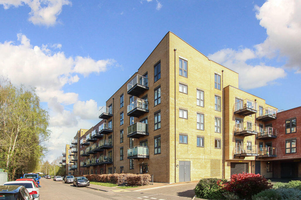 Main image of property: Frogmore Road, Hemel Hempstead