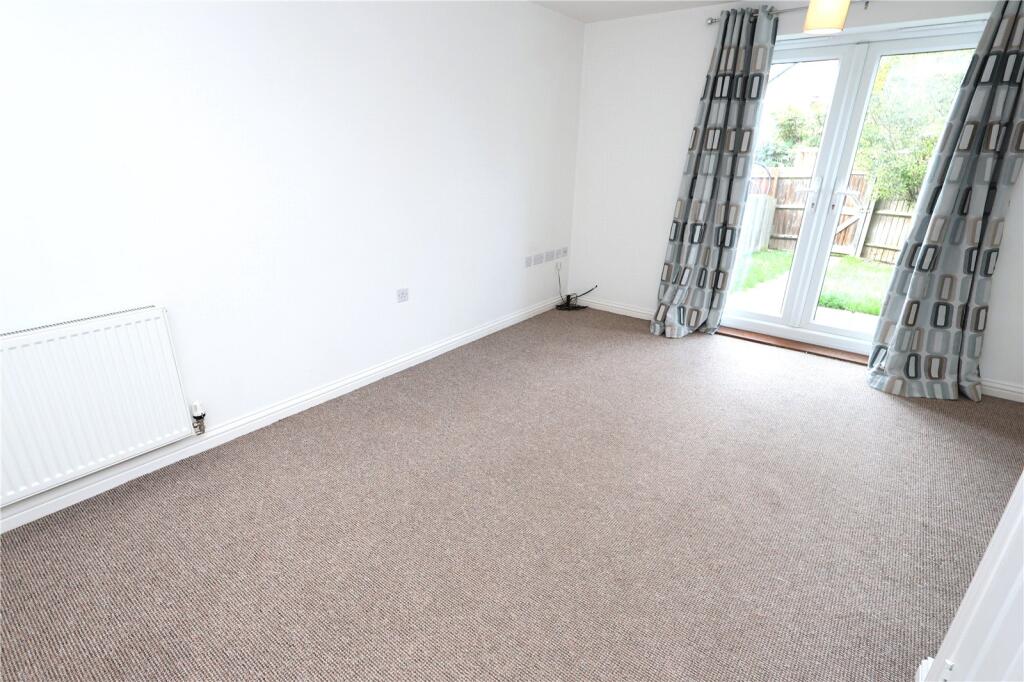 House in Nottingham, Dovedale Estate, Long Eaton - More