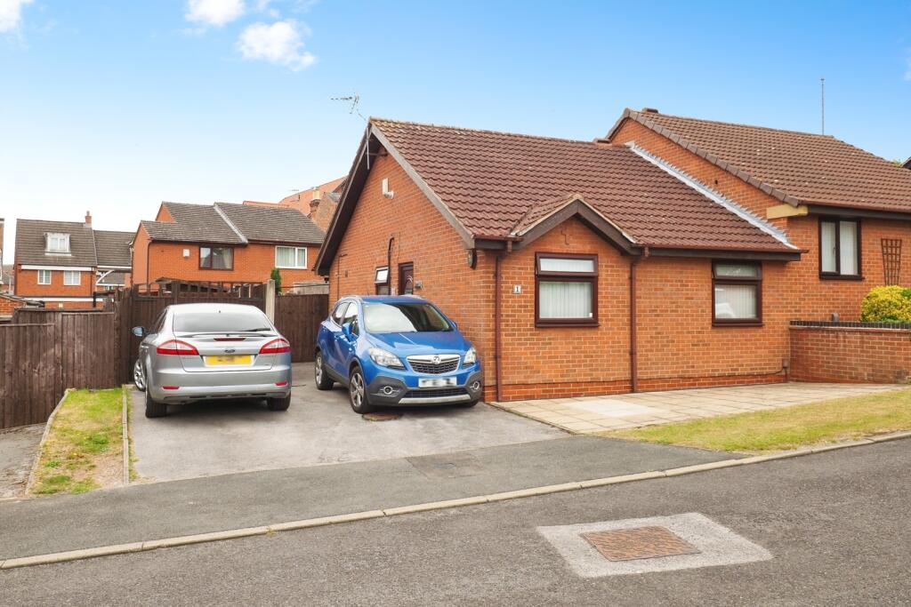Main image of property: Steads Close, Carlton, Nottingham, Nottinghamshire, NG4