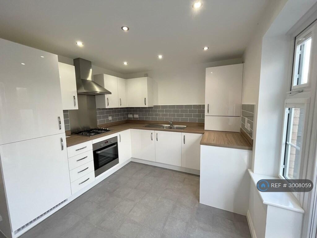 House in Stockton-on-Tees - More