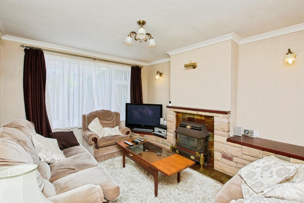 House in Derby, Mickleover - View 5