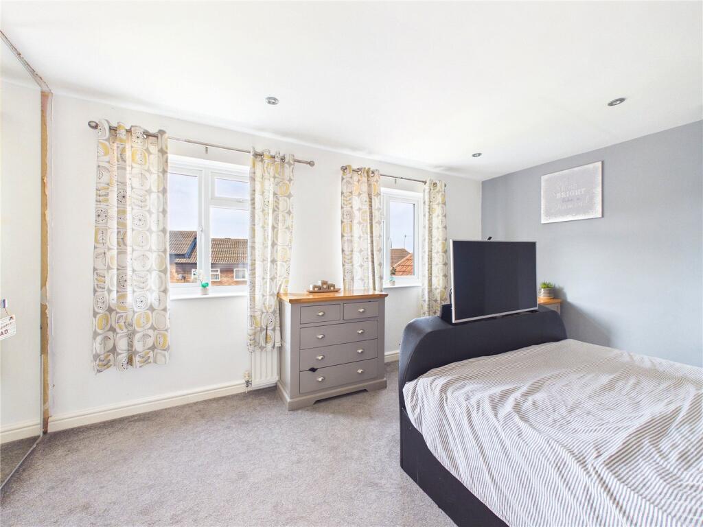 House in Worcester - More